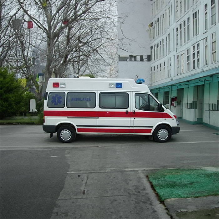 重庆救护车租车联系方式