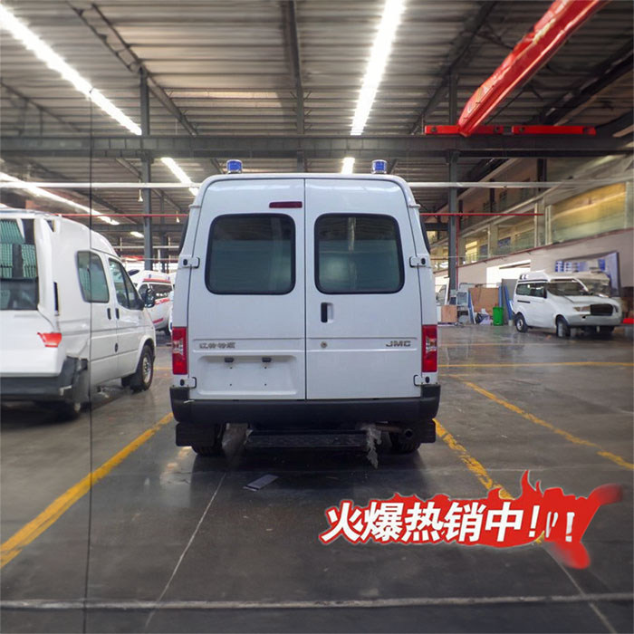 重庆私人救护车出租电话号码