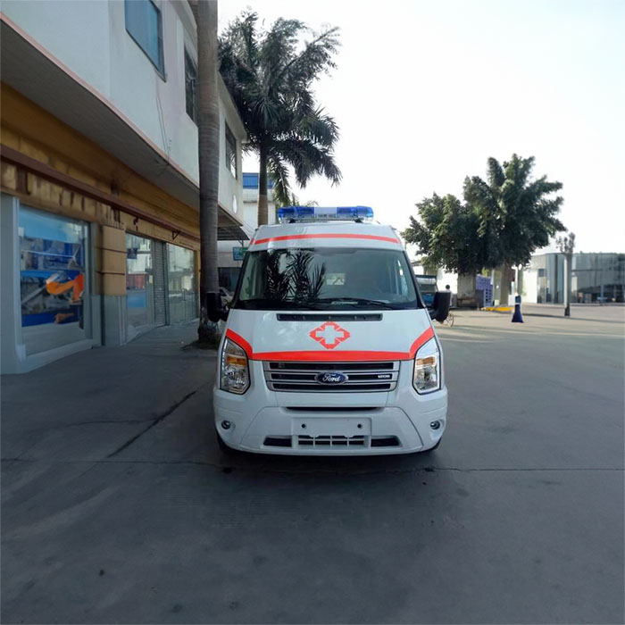 重庆私人救护车租赁费用
