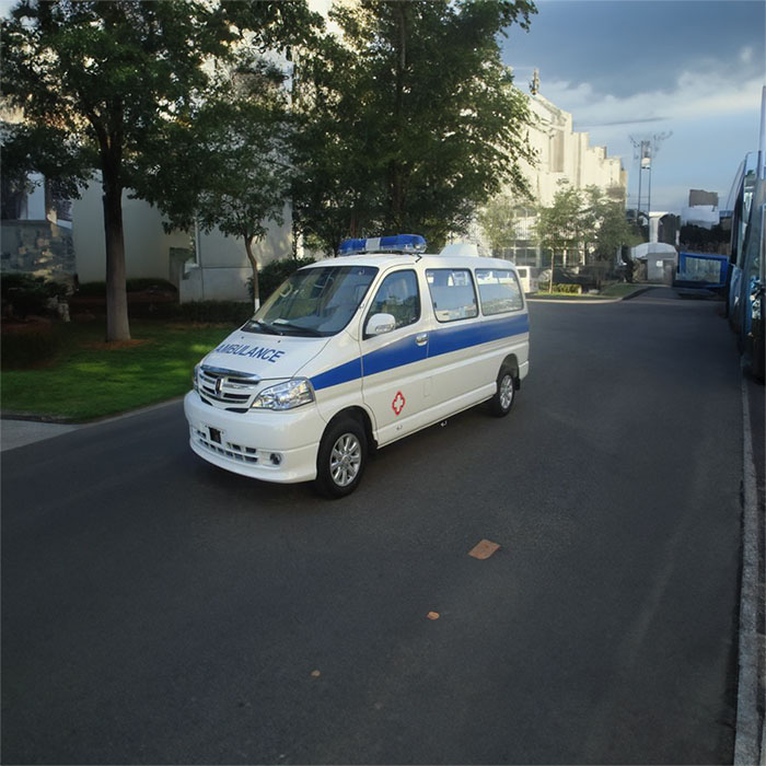 重庆救护车租赁收费标准