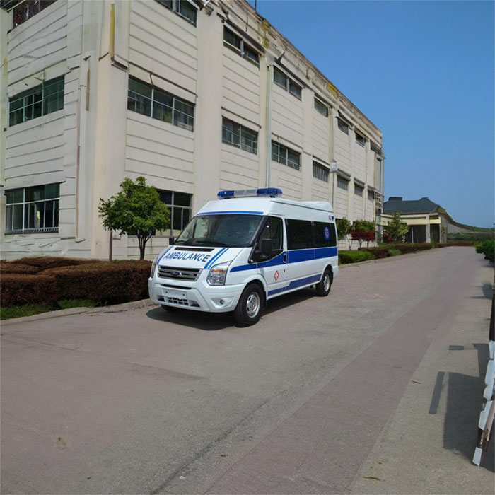 重庆救护车出租费用