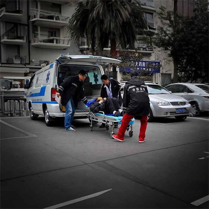重庆急救车租赁电话号码
