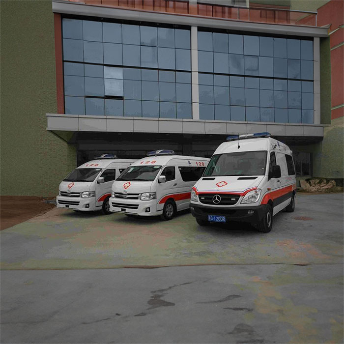 重庆出租救护车联系方式