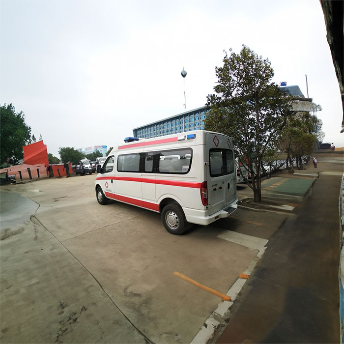 重庆出租救护车联系方式