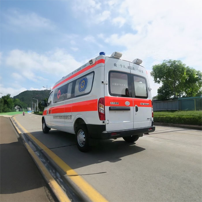重庆救护车出租电话