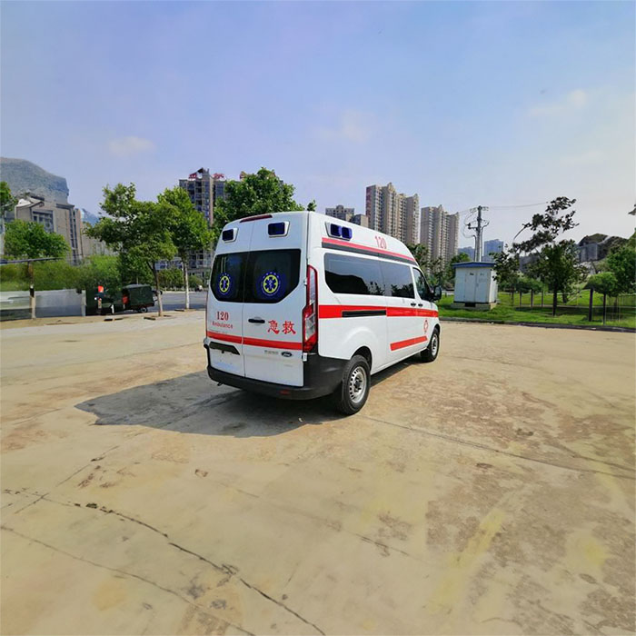 重庆救护车租赁