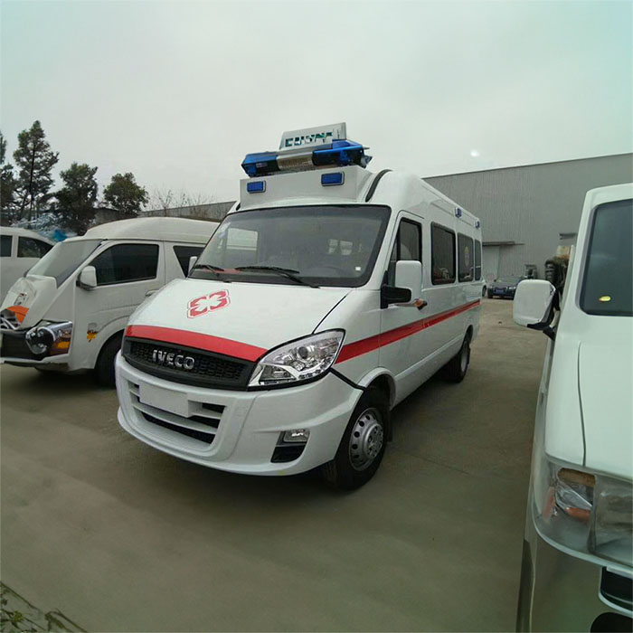 重庆出租救护车联系电话
