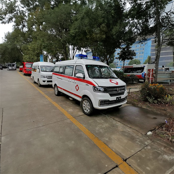 重庆租赁私人救护车电话