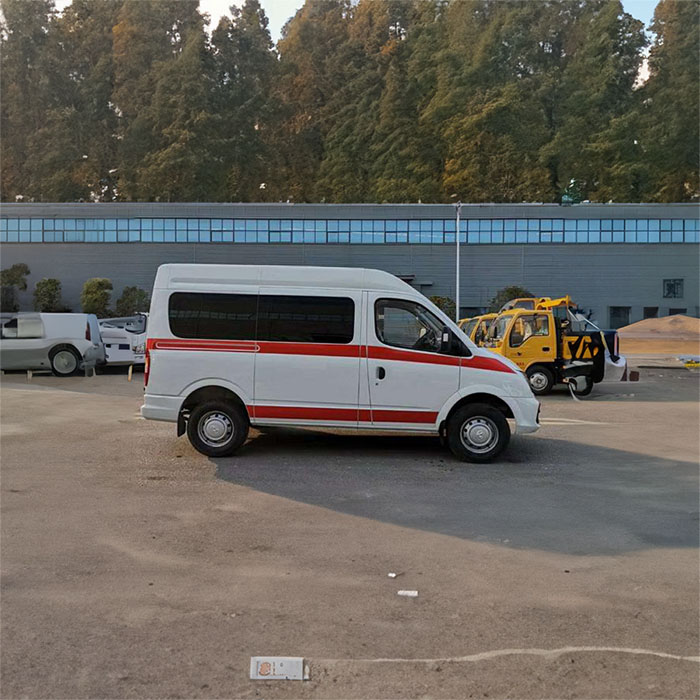 重庆私人救护车出租电话号码