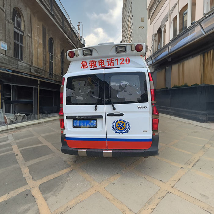 重庆救护车出租联系电话