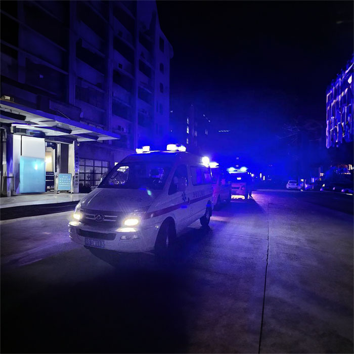 重庆救护车租车电话