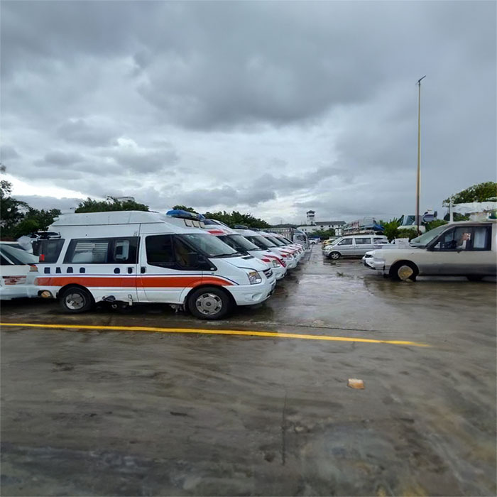 重庆救护车租车联系电话