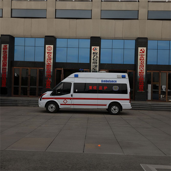重庆私人救护车租车电话