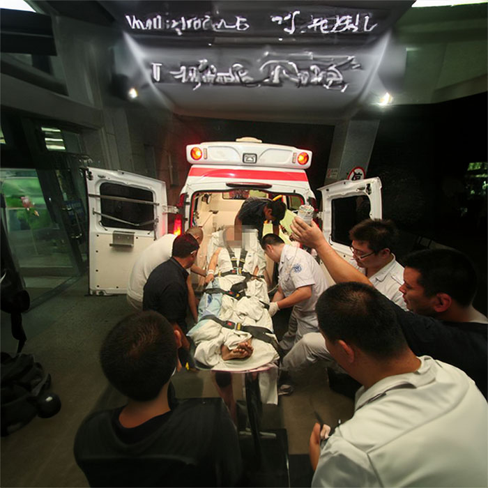 重庆出租急救车联系方式