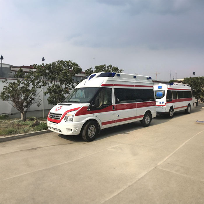 重庆出租救护车联系电话