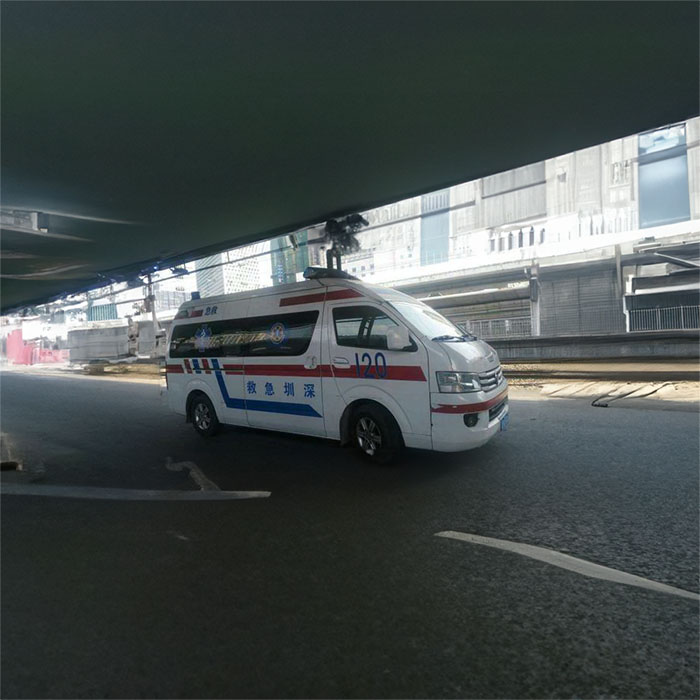 重庆私人救护车租赁联系方式