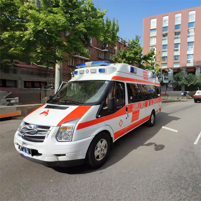 重庆私人救护车租车联系电话