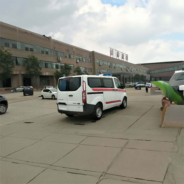 重庆120出租联系电话