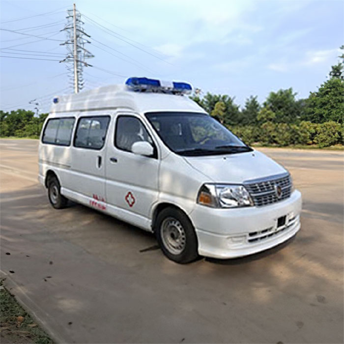 重庆私人救护车租赁费用