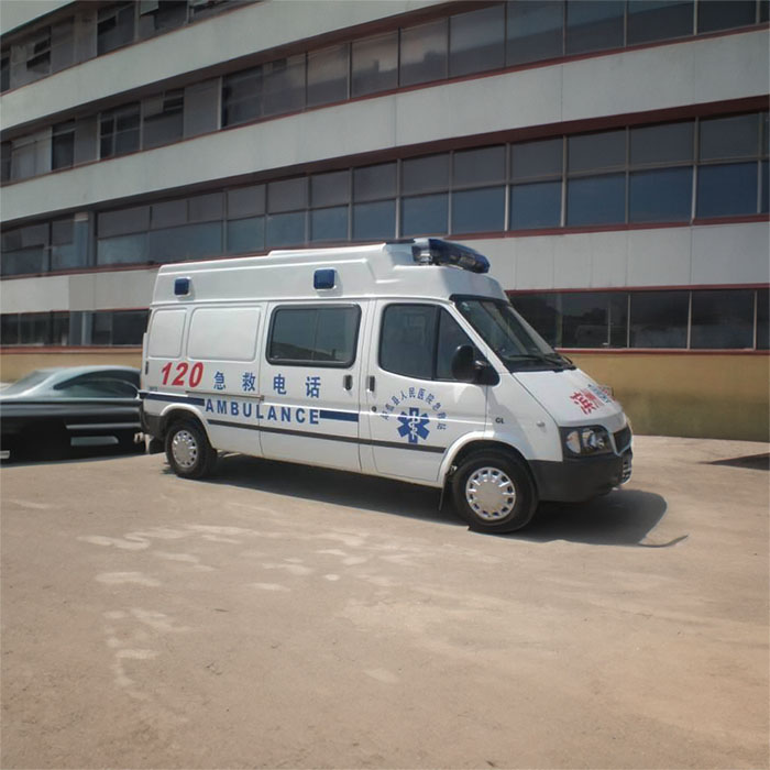 重庆出租急救车电话