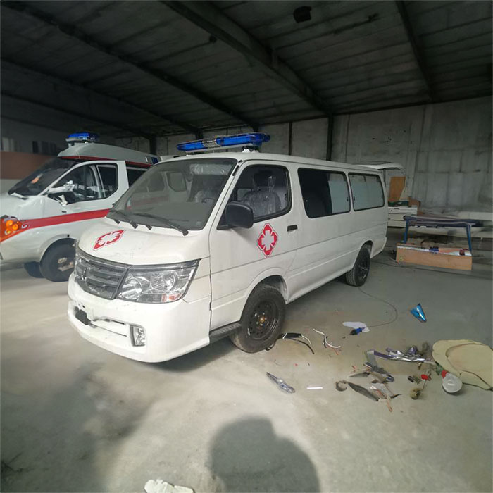 重庆救护车租车联系方式