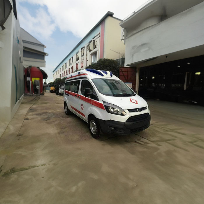 重庆租赁私人救护车联系电话