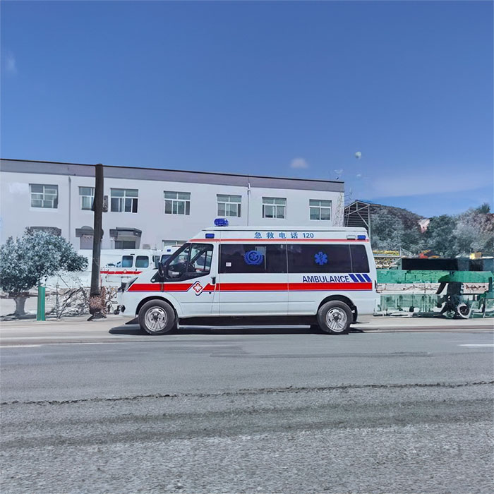 重庆租赁救护车电话