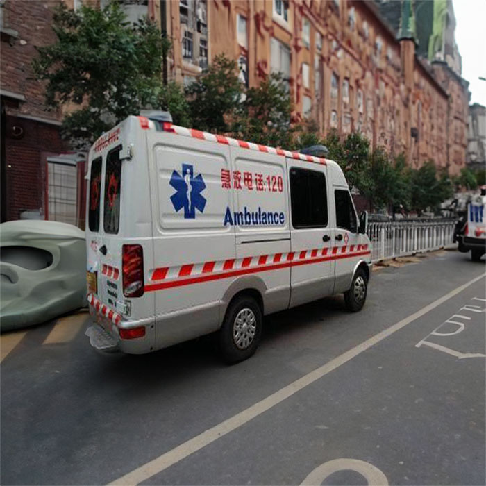 重庆救护车租赁收费