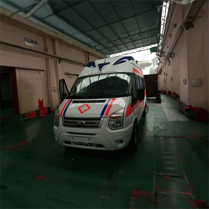 重庆私人救护车出租费用