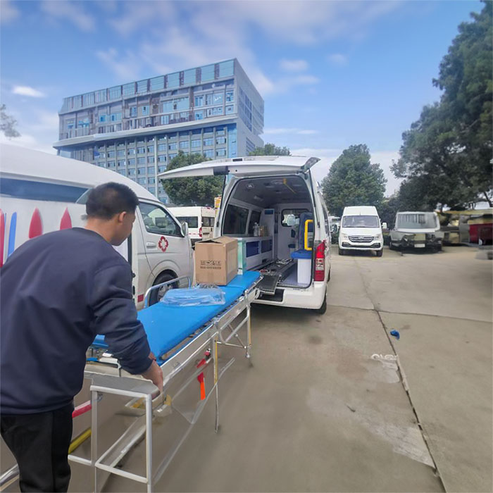 重庆急救车租车电话号码