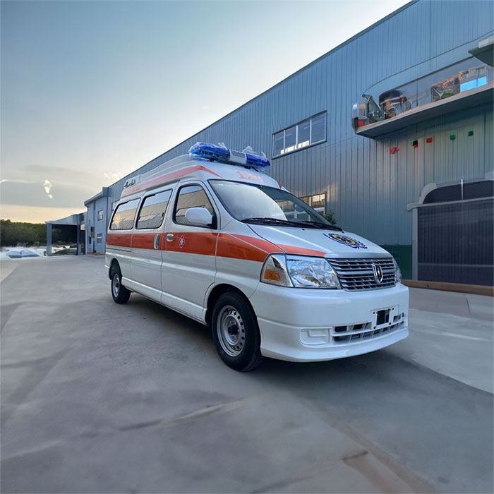 重庆救护车租赁费用