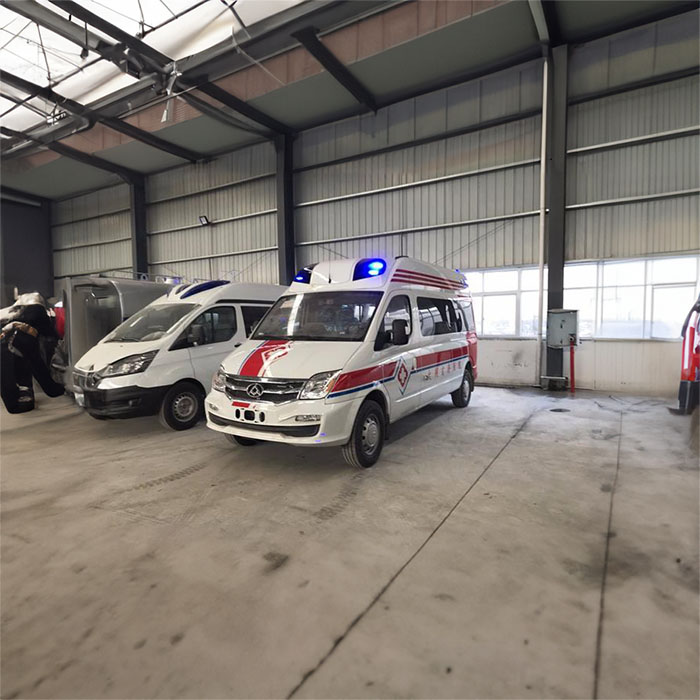 重庆私人救护车租车联系电话
