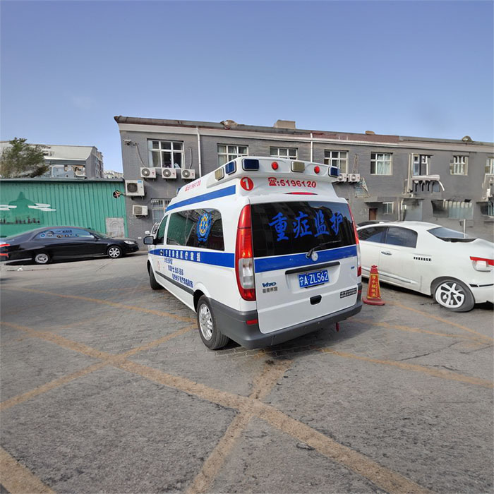 重庆私人救护车出租联系方式