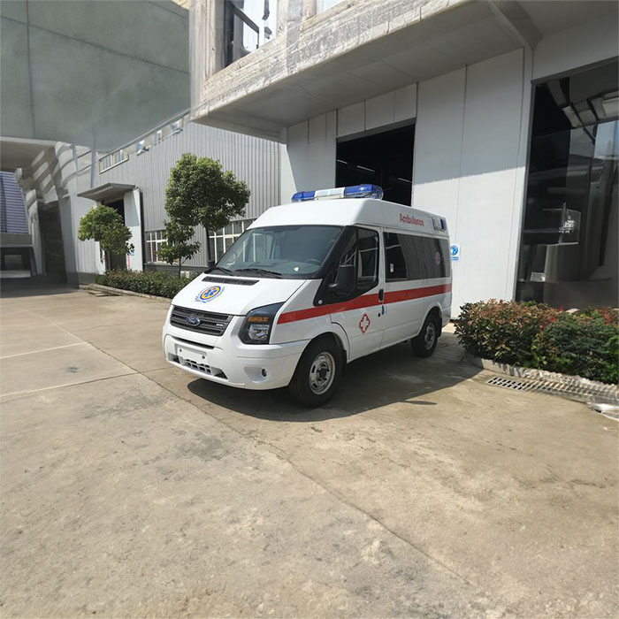 重庆私人救护车租车多少钱