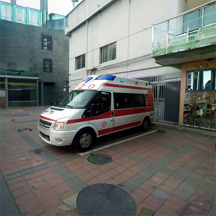 重庆出租私人救护车联系方式