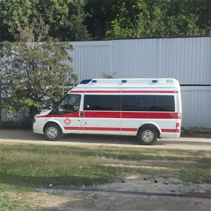 重庆出租救护车联系方式