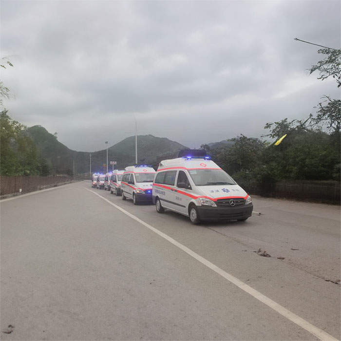 重庆出租急救车联系方式