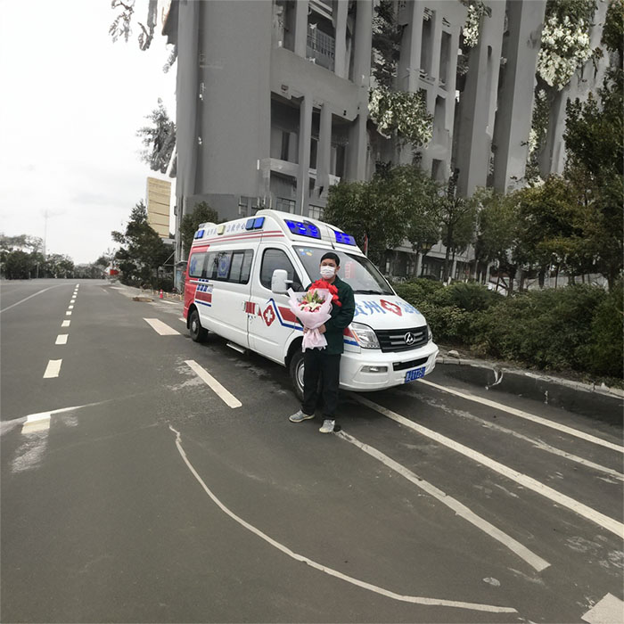 重庆出租联系电话