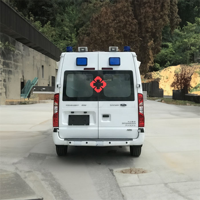 重庆私人救护车出租收费