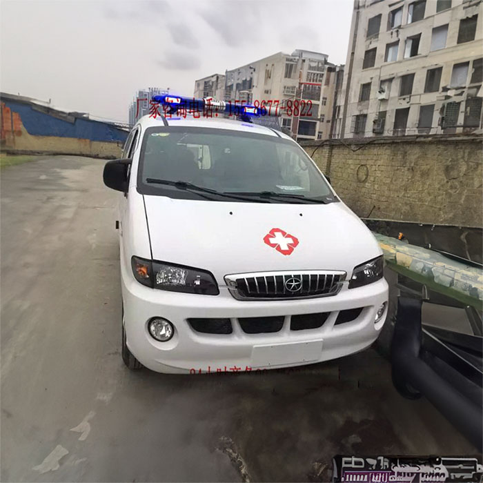 重庆私人救护车出租费用