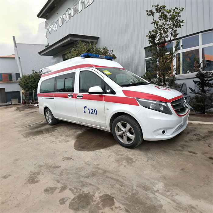 重庆私人救护车租车多少钱