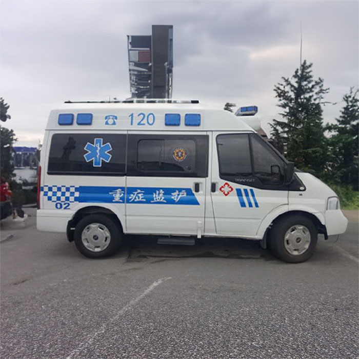 重庆租赁私人救护车联系方式
