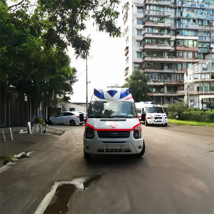 重庆私人救护车租赁