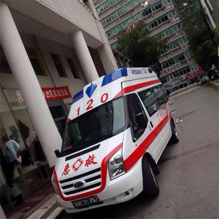 重庆急救车租车多少钱