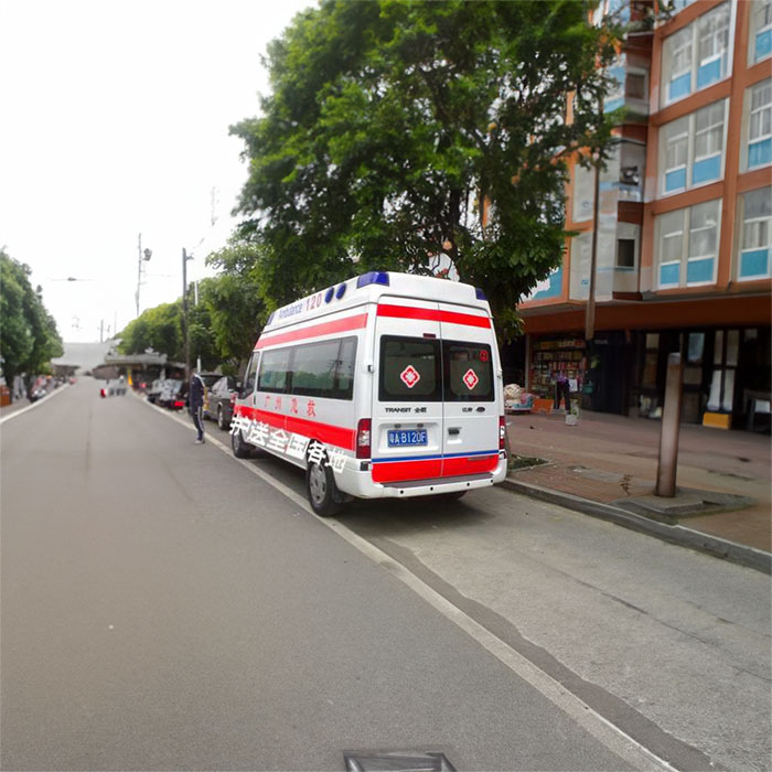 重庆私人救护车租赁收费标准