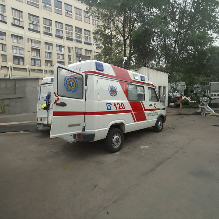 重庆私人救护车租赁