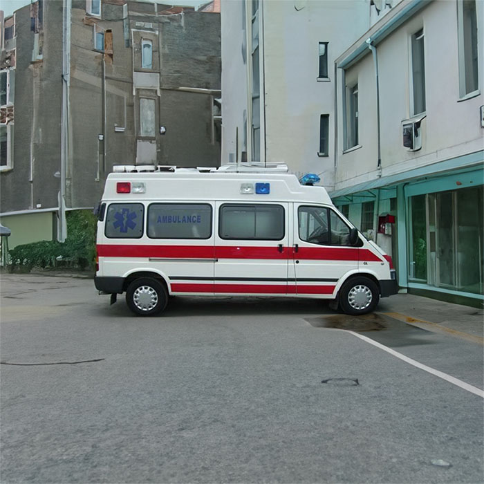 重庆救护车出租联系电话