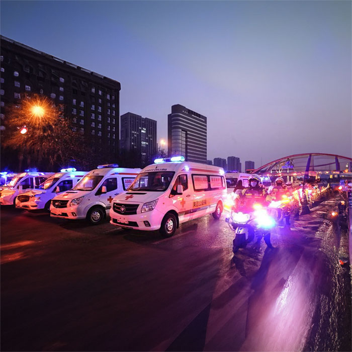 重庆私人救护车出租费用