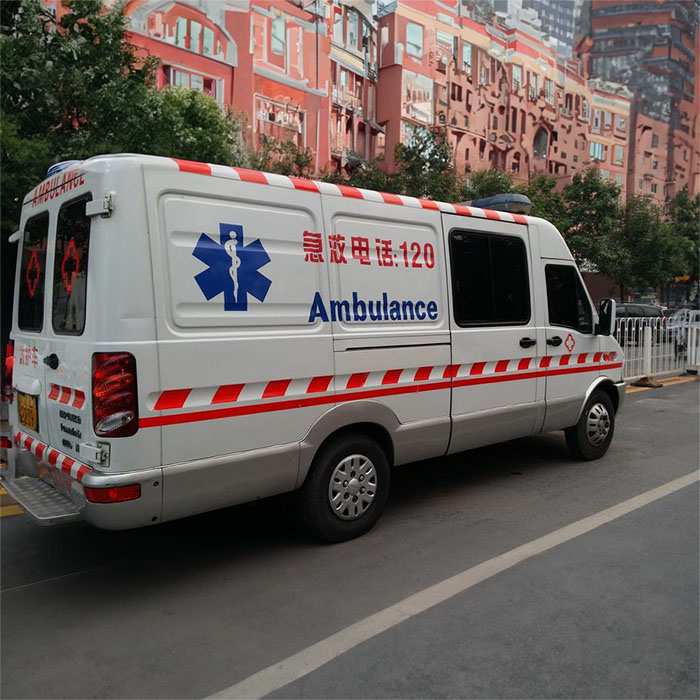 重庆私人救护车租赁