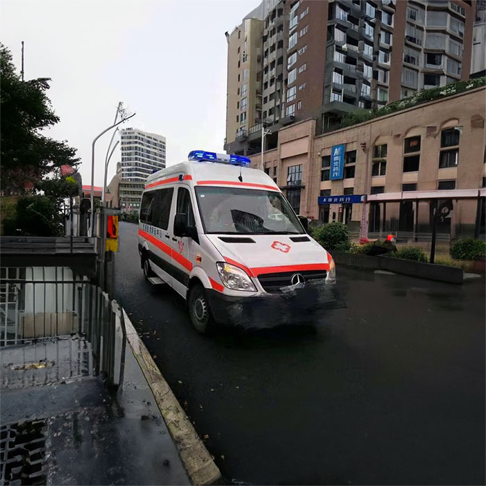 重庆租赁救护车电话